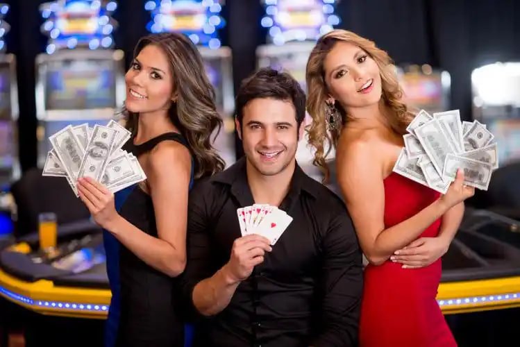 pokerqq